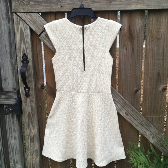 Quilted Cream Dress - Picture 2 of 6